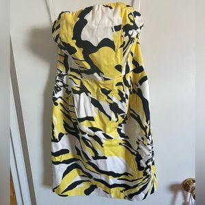 Express Mini Strapless evening dress with pockets